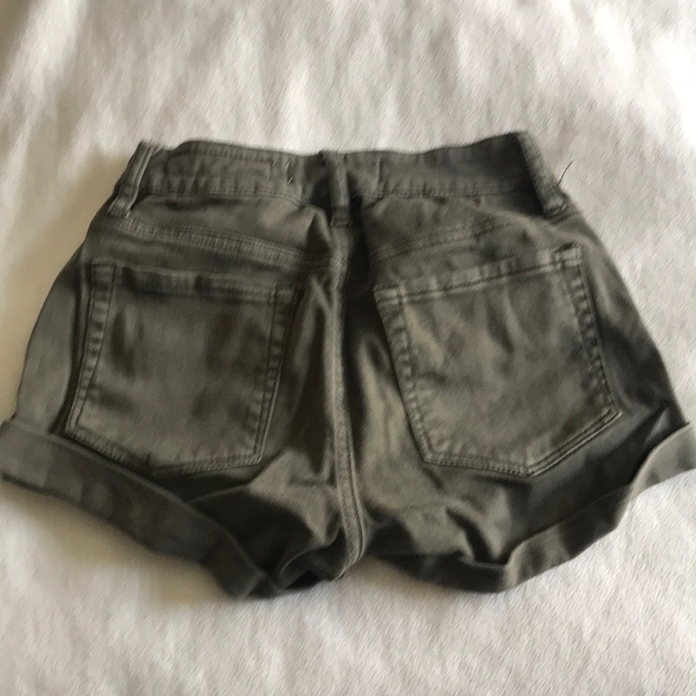 Olive jean shorts - Picture 2 of 2